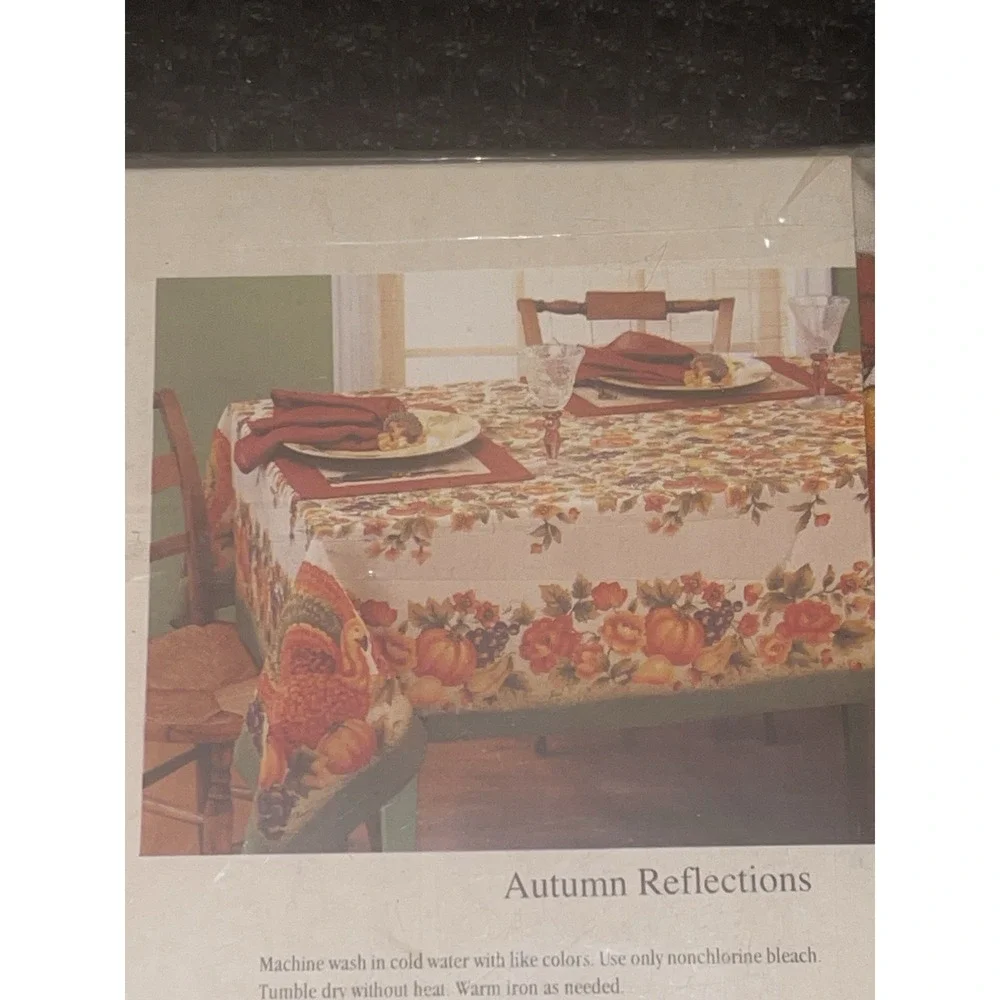 Vintage Bardwil Thanksgiving Turkey Tablecloth Round 60